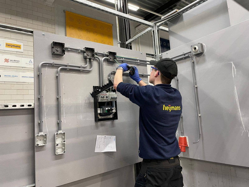 cas bbl mbo elektrotechniek oefenopdrachten proeve van bekwaamheid vakwijs