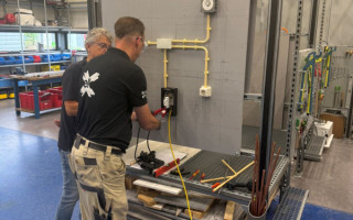 medewerkers elk volgen elektrotechniek training vakwijs